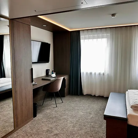 Ξενοδοχείο Stadthotel 3*