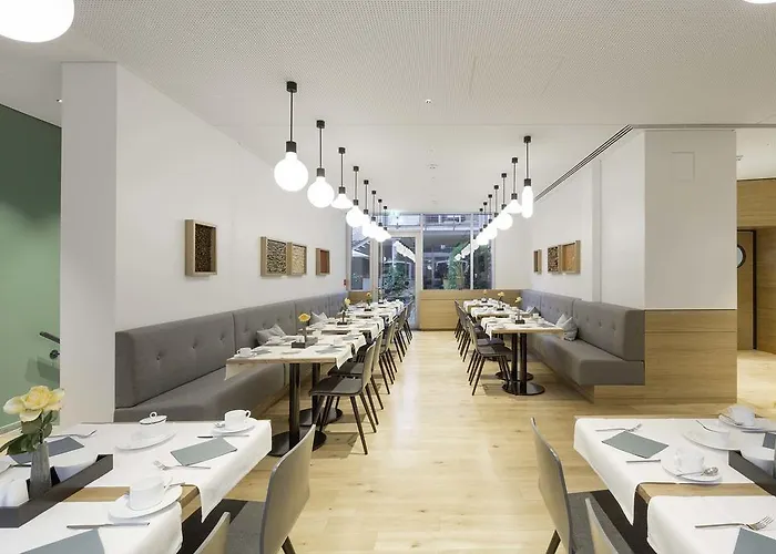 明斯特城市酒店 3*